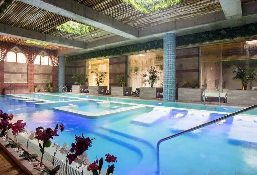 ホテル Spa Alchemist Residence