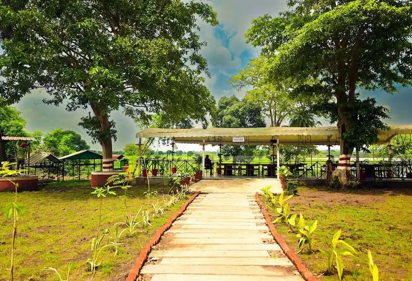 Hotelli Tgi Insignia Resort & Villa's