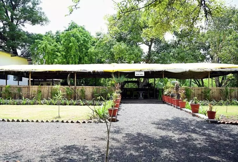 Hotelli Tgi Insignia Resort & Villa's