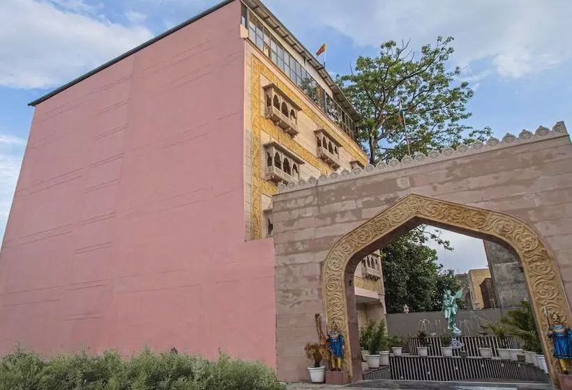 ホテル Treebo Haveli Resort Roots, Bhupatwala Haridwar