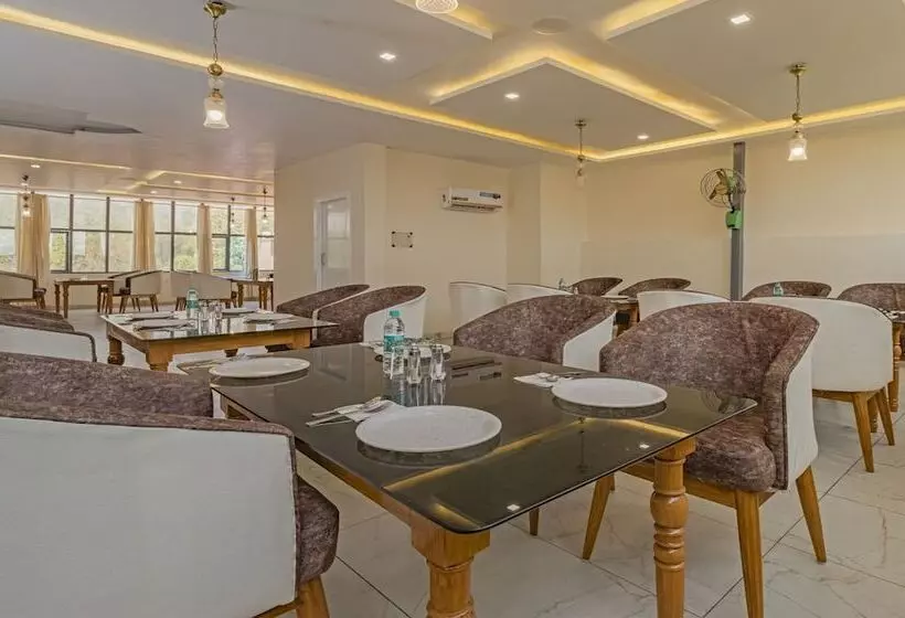 ホテル Treebo Haveli Resort Roots, Bhupatwala Haridwar