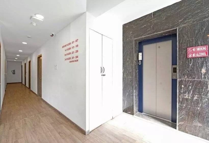 Upar Hotels Uthandi, Ecr