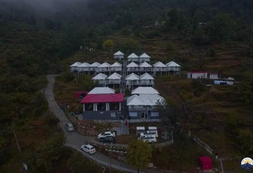 هتل White Heaven Camps