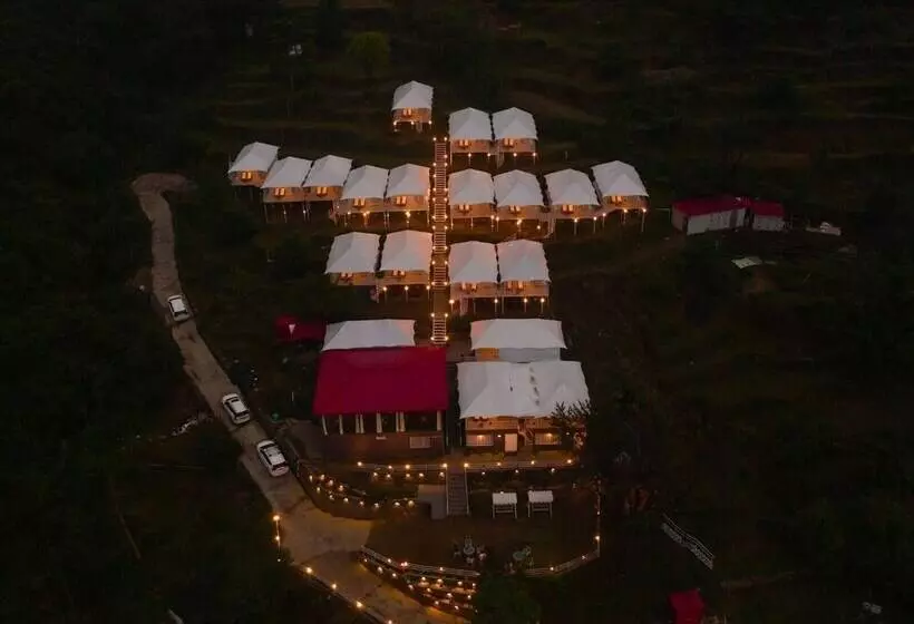 هتل White Heaven Camps