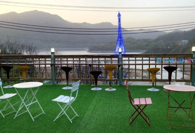 Motel Jecheon Cheongpung Bali