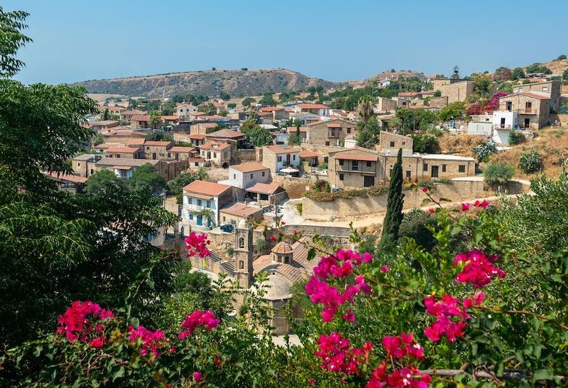 بنسيون Zoe Traditional Holiday Apartments B&b