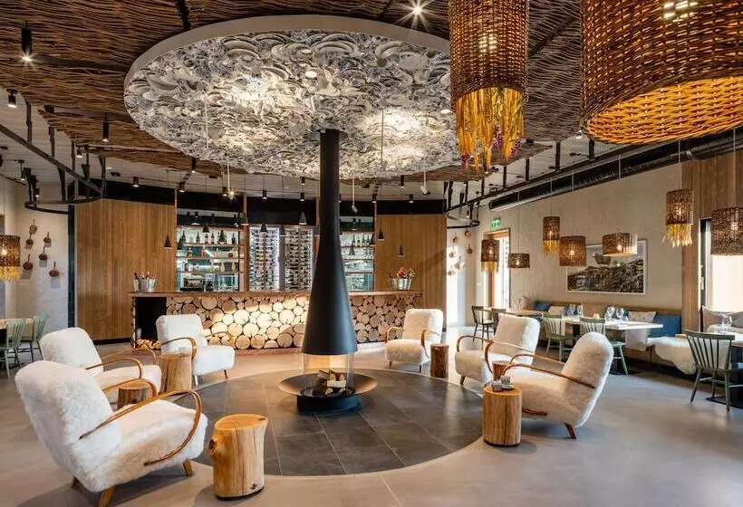 Residenssi Resort Oblik