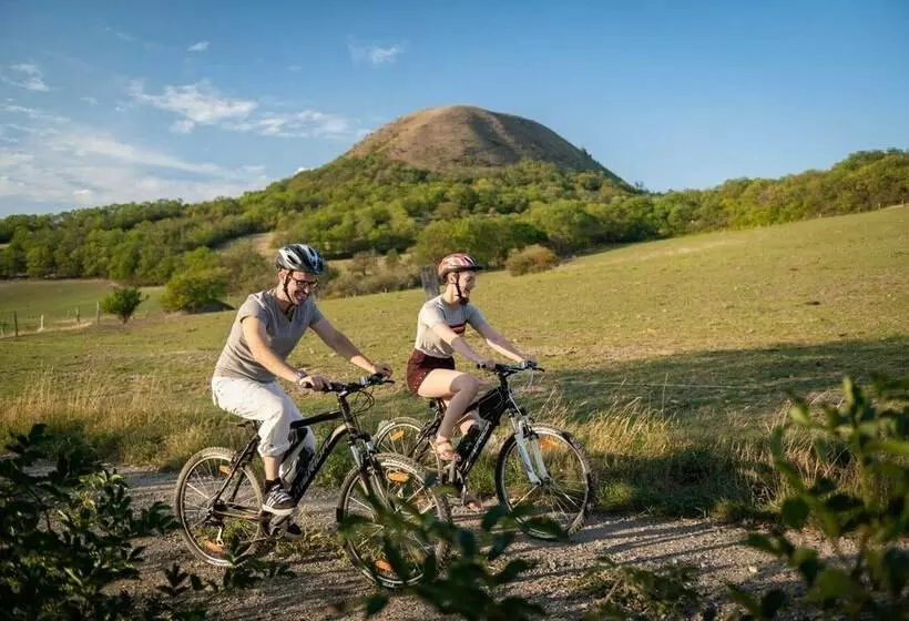 Residenssi Resort Oblik