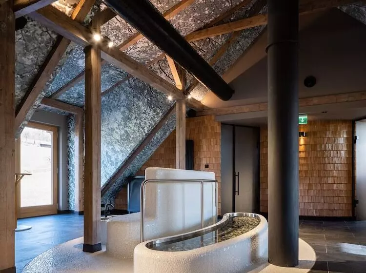 Residenssi Resort Oblik