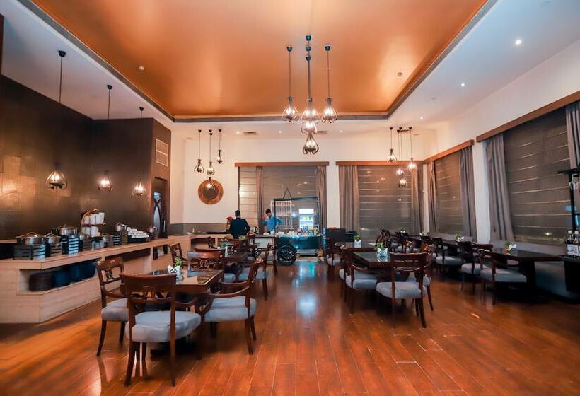 استراحتگاه Bel La Monde Hotel Nh8 At 6km From Igi Airport Delhi