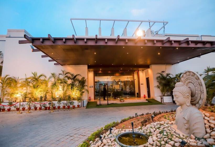 استراحتگاه Bel La Monde Hotel Nh8 At 6km From Igi Airport Delhi