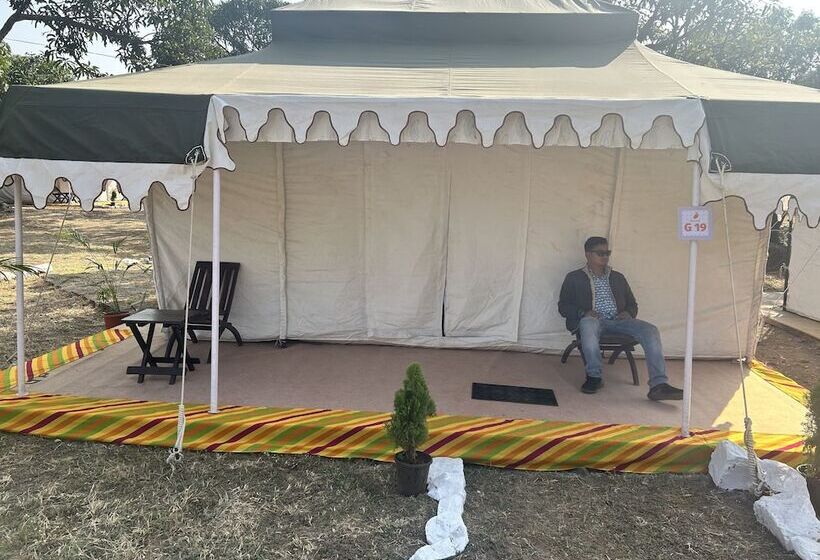 Resort Club 21by Sariska Fun City