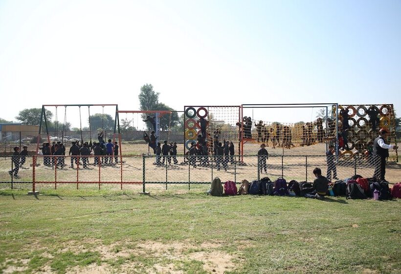 Resort Club 21by Sariska Fun City