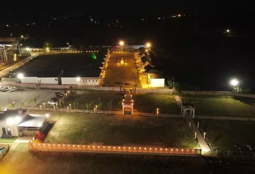 Lomakeskus Club 21by Sariska Fun City