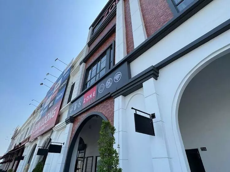 Zone Hotels, Eco Grandeur