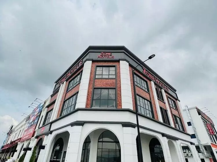 Zone Hotels, Eco Grandeur