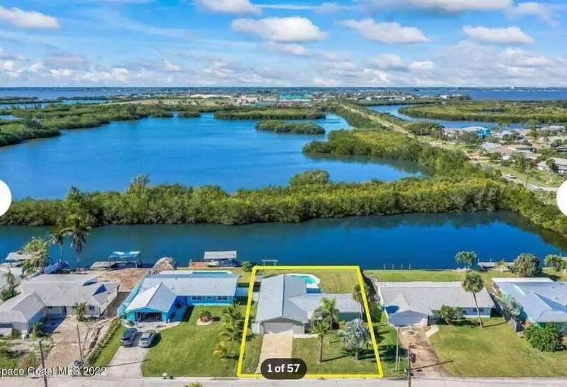 106 La Riviere Rd