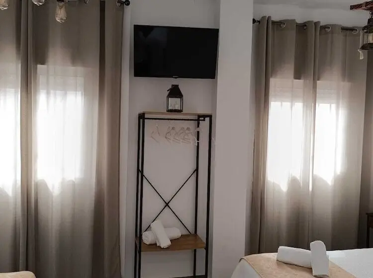 مسافرخانه Casa Blanca