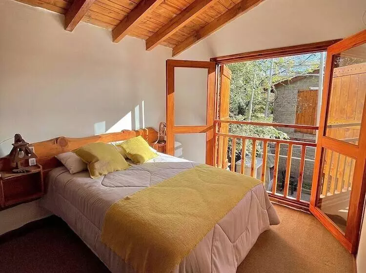 Aamiaismajoitus (B&B) Paihuen Luxury Suites