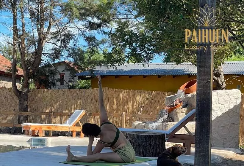 Aamiaismajoitus (B&B) Paihuen Luxury Suites