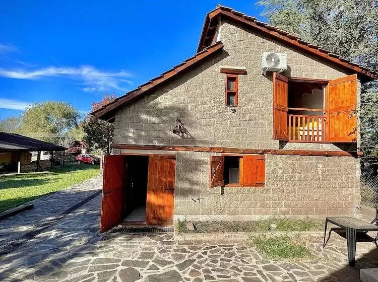 Aamiaismajoitus (B&B) Paihuen Luxury Suites