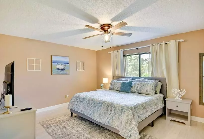 Edgewater Vacation Home W/ Game Room & Pool Access