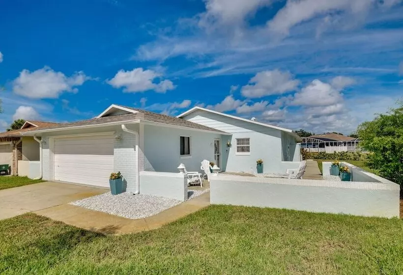 Edgewater Vacation Home W/ Game Room & Pool Access