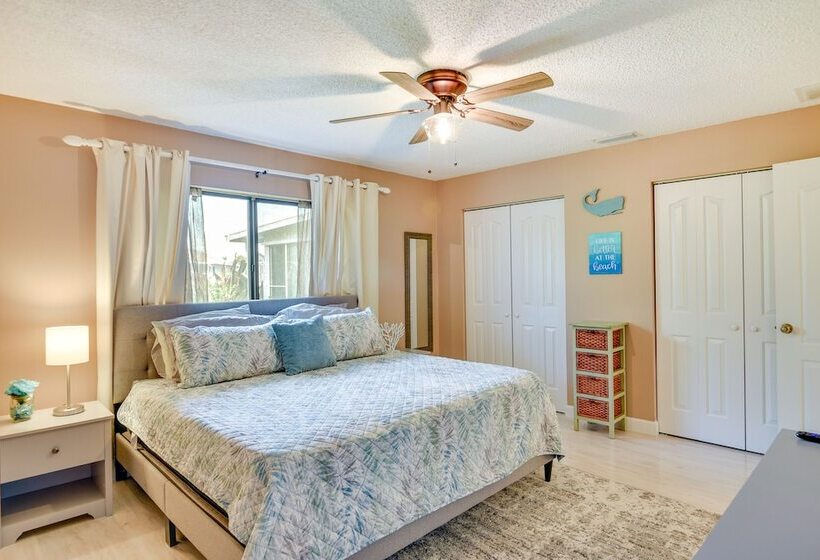 Edgewater Vacation Home W/ Game Room & Pool Access