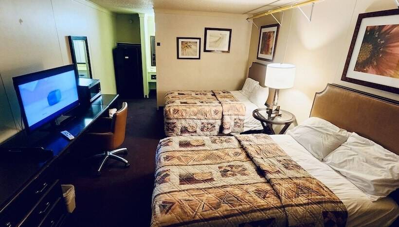 Motel 6 Borger, Tx Boom Town