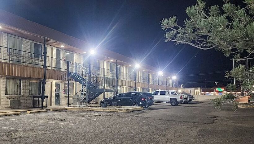 Motel 6 Borger, Tx Boom Town