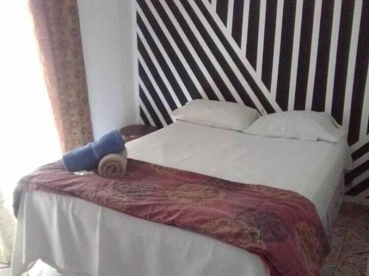 Отель Pousada Solar De Tamoios