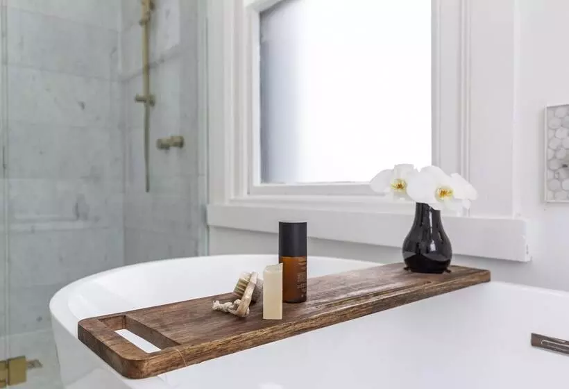 هتل Victoria Hall Apartments