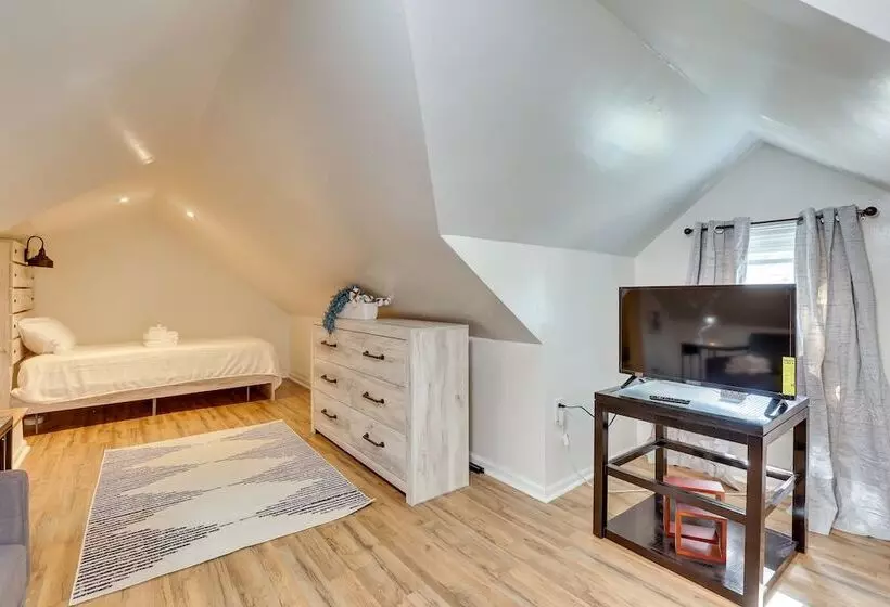 Modern Northfield Cottage W/ Yard!