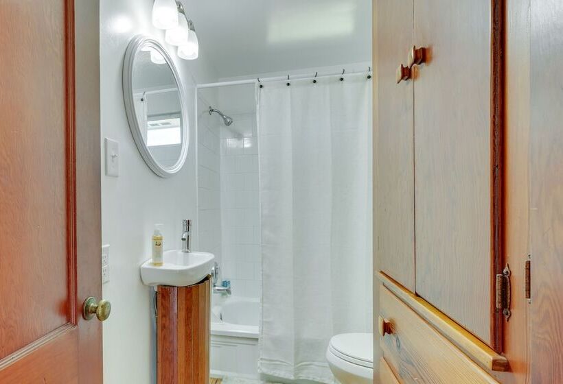 Mount Dora Home: Private Pool, Spa & Tropical Bar!