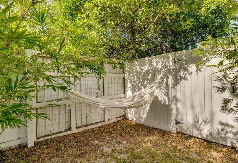 Mount Dora Home: Private Pool, Spa & Tropical Bar!