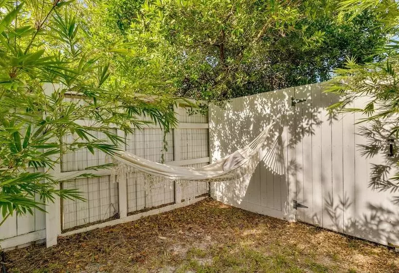 Mount Dora Home: Private Pool, Spa & Tropical Bar!