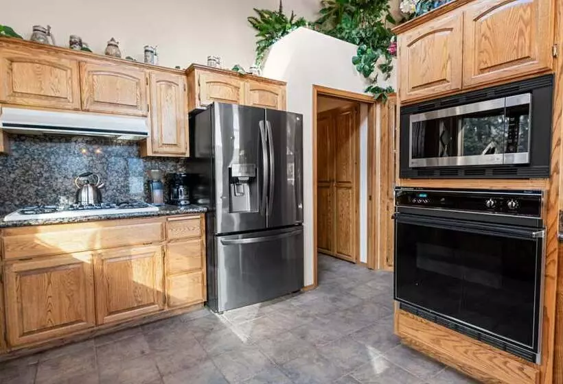 North Shore Lakefront