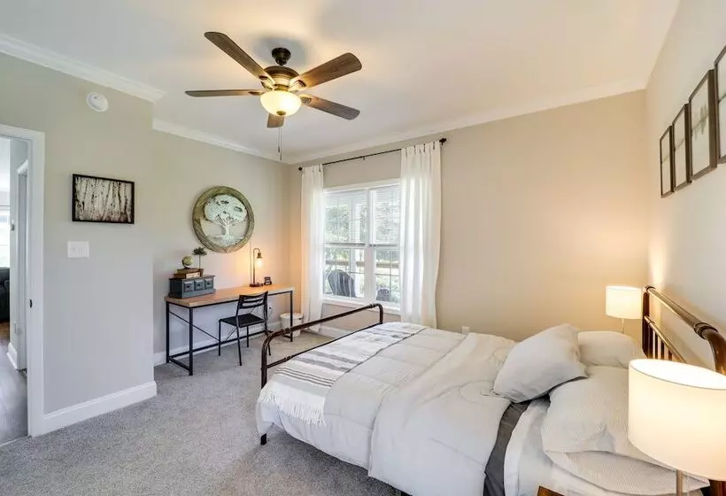 Peaceful Butler Hideaway At The Pond