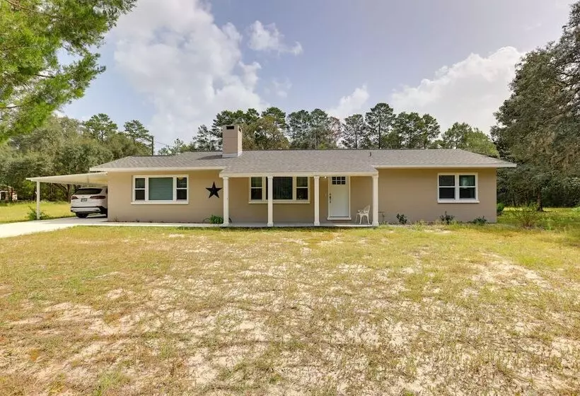 Peaceful Country Home In Williston: Horses Welcome