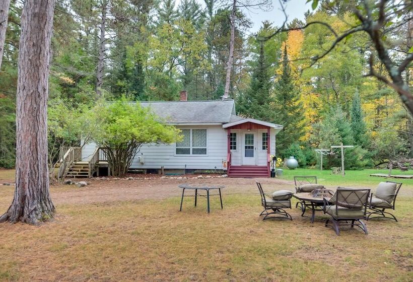 Peaceful Saint Germain Home W/ Fire Pit!