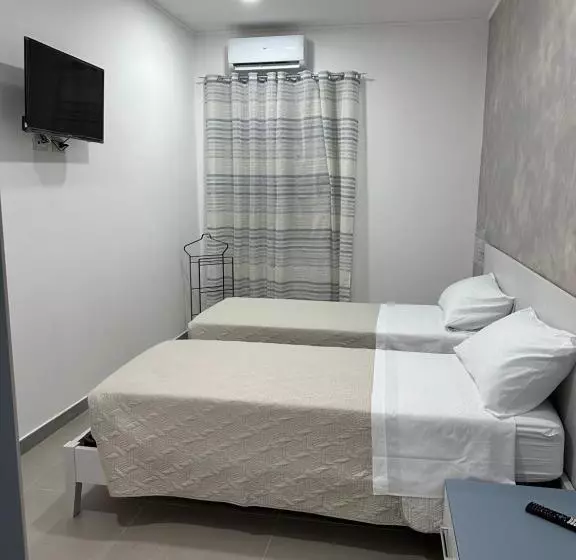 پانسیون A Due Passi Dal Mare