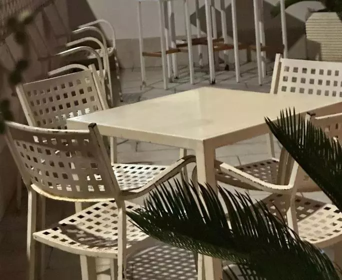 پانسیون A Due Passi Dal Mare