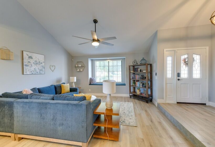 Pet Friendly Mesa Vacation Home W/ Furnished Patio