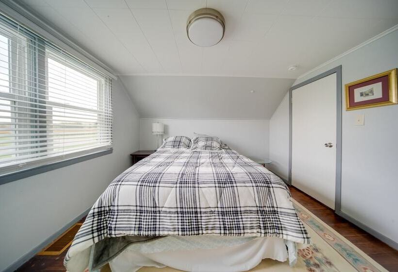 Quaint Ripley Retreat 5 Mi To Ripley Beach!