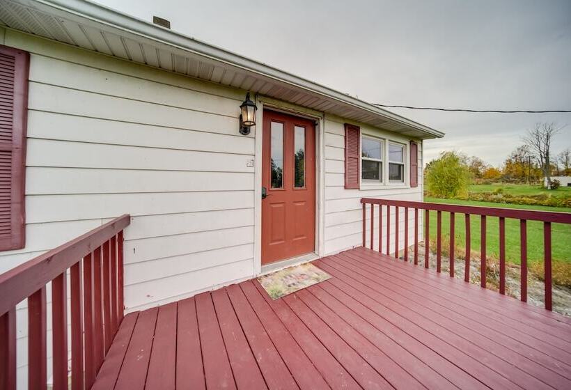 Quaint Ripley Retreat 5 Mi To Ripley Beach!