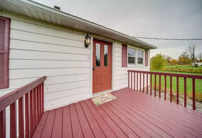 Quaint Ripley Retreat   5 Mi To Ripley Beach!