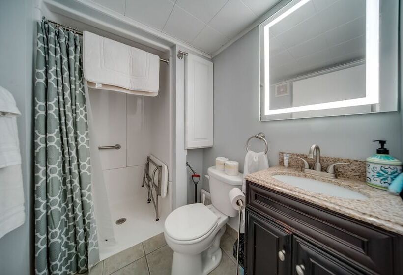 Quaint Ripley Retreat 5 Mi To Ripley Beach!