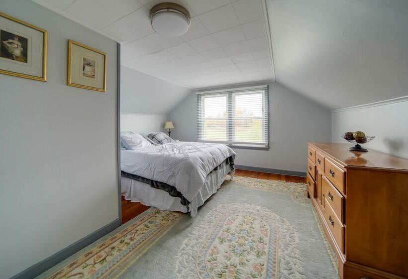 Quaint Ripley Retreat 5 Mi To Ripley Beach!