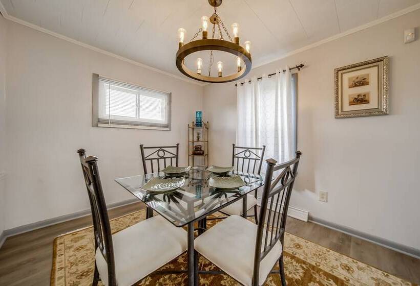 Quaint Ripley Retreat 5 Mi To Ripley Beach!