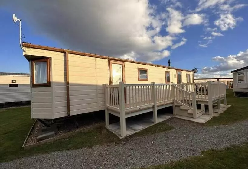 Residenssi L76 Rickardos Holiday Lets